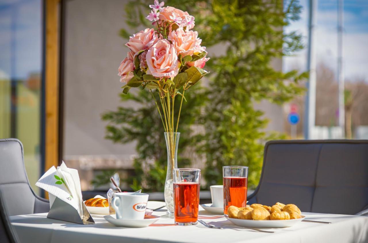 Hotel Urban بلوفديف المظهر الخارجي الصورة